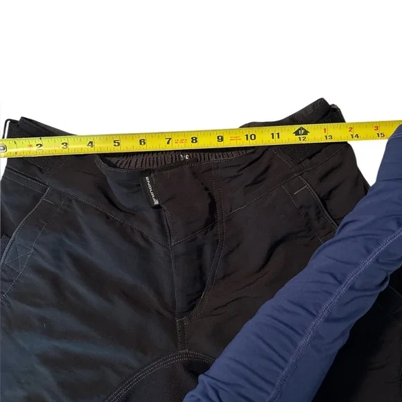 Endura Women’s Mountain Bike 3/4 Shorts Size XS - Picture 9 of 10